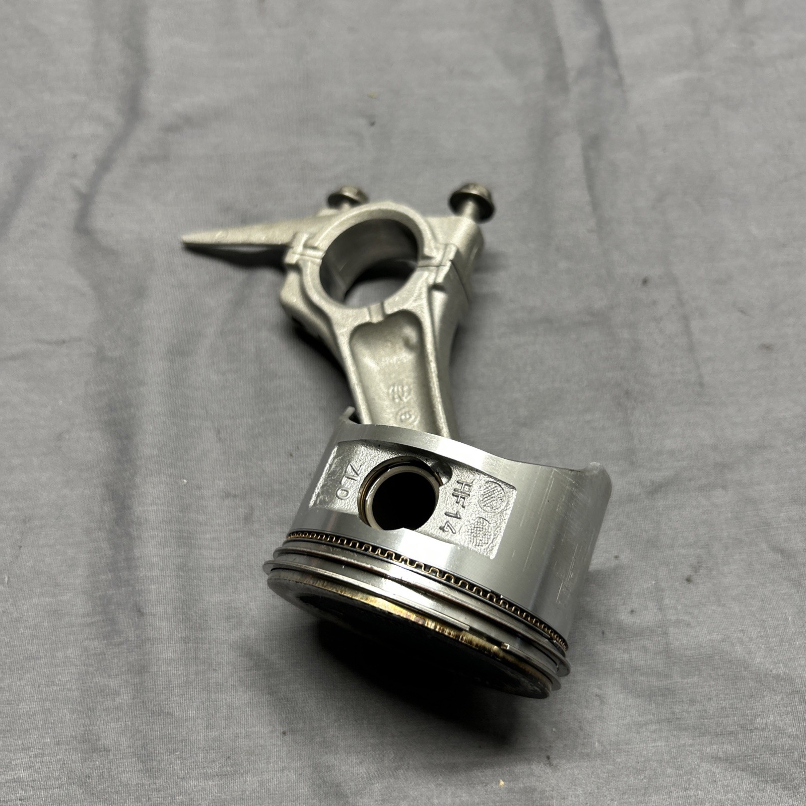 HONDA GX200 5HP HORIZONTAL SHAFT ENGINE QX2X PISTON ASSEMBLY 13101-ZL0-010 gallery