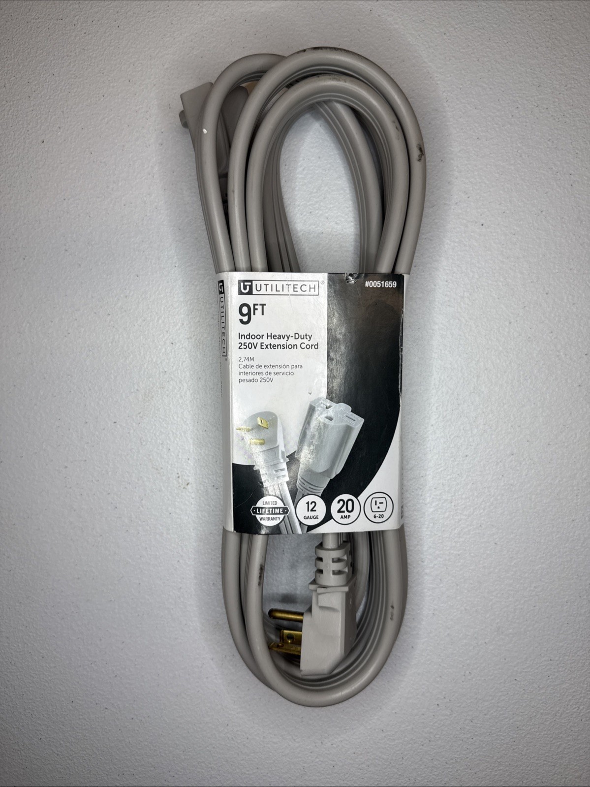 Utilitech 9-ft 250V Extension Cord 12 Gauge 20 Amp NEMA 6-20P Heavy Duty Gray gallery