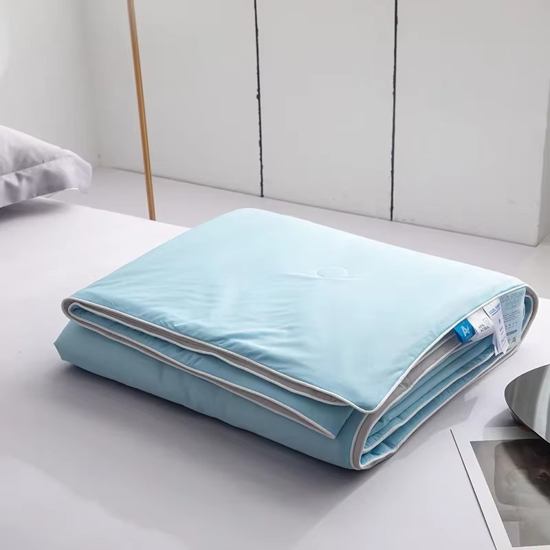 Cooling Blanket for Summer – Thin Lightweight Quilt for Hot Sleepers – Sky Blue gallery