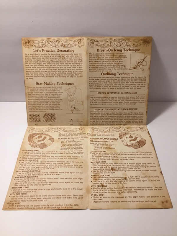 Wilton Complete Instructions for Baking & Decorating A Jolly Clown Cake gallery