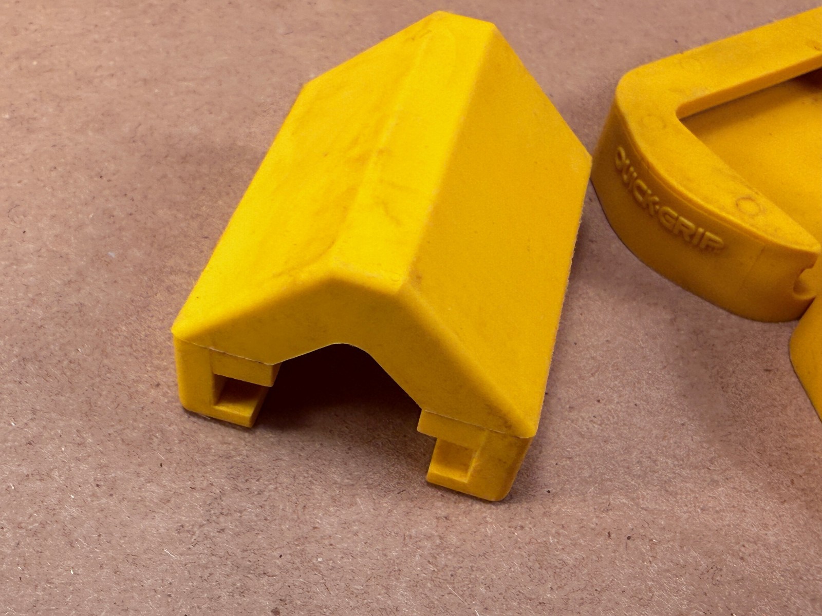Two Quick Grip Full Face Pads - Accessory for Bar Clamp - part of 40104 + Corner gallery