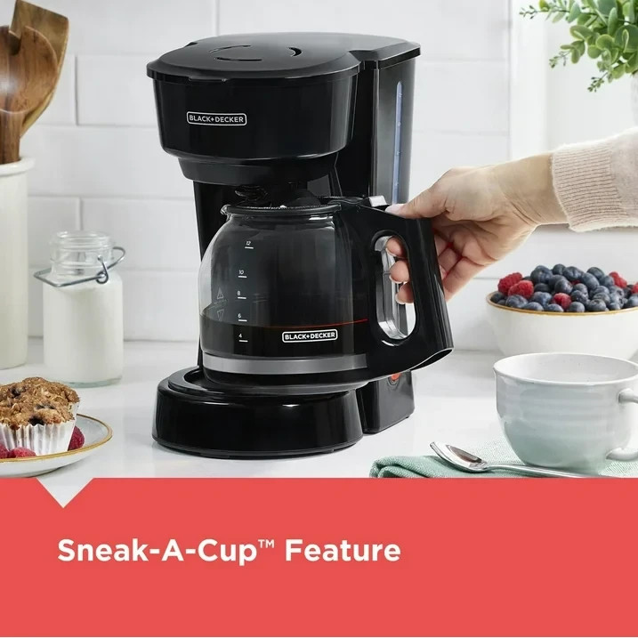 Black & Decker CM0910BKD: 12-Cup Coffee Maker - Black gallery