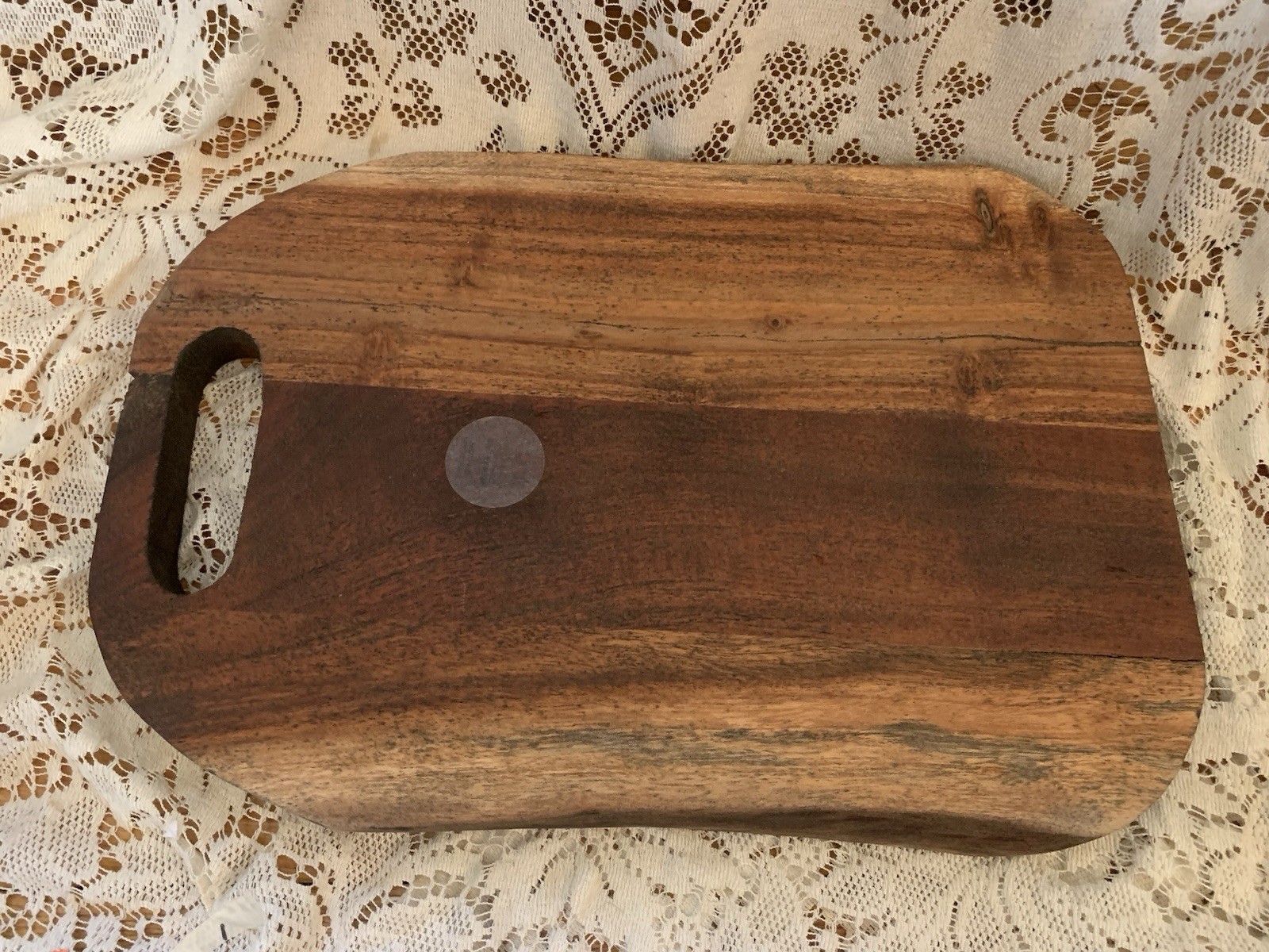 Beautiful Grained Heavy Wood Oval Cutting Board Cut Out Handle 1 Thick 11" x 16" gallery