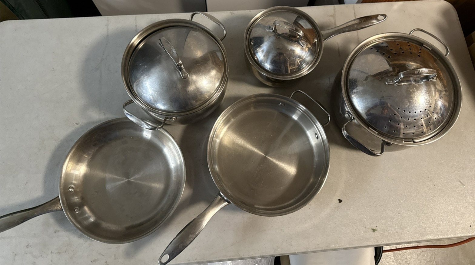 Belgique Stainless Steel Cookware Assortment Mixed Lot Stock Pot 8 Total pieces gallery