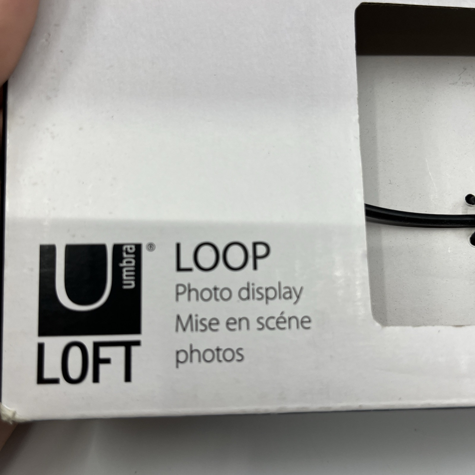 New Umbra Loop Wire Photo Picture Wall Display Holder 6 Clips 32” Long Black gallery