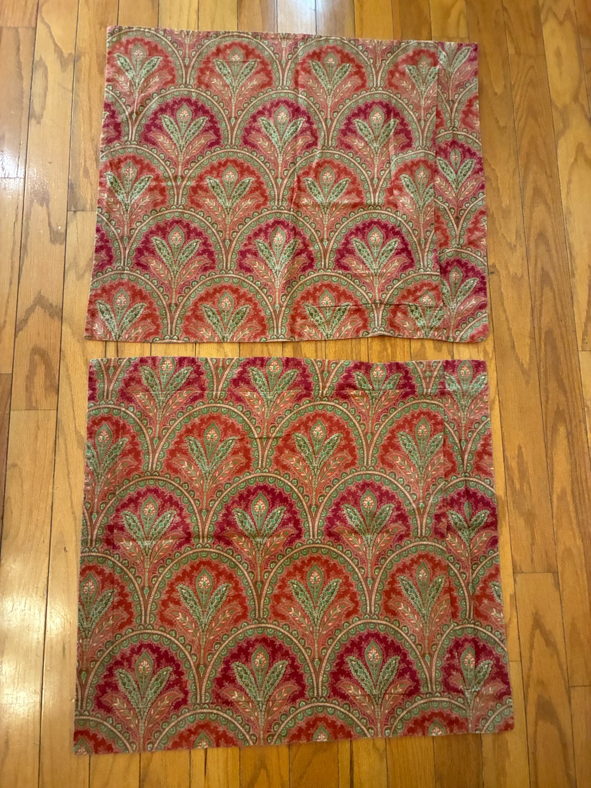 Two POTTERY BARN PILLOW SHAMS Standard Square MARCELLE RED Jacobean Green Leaf gallery