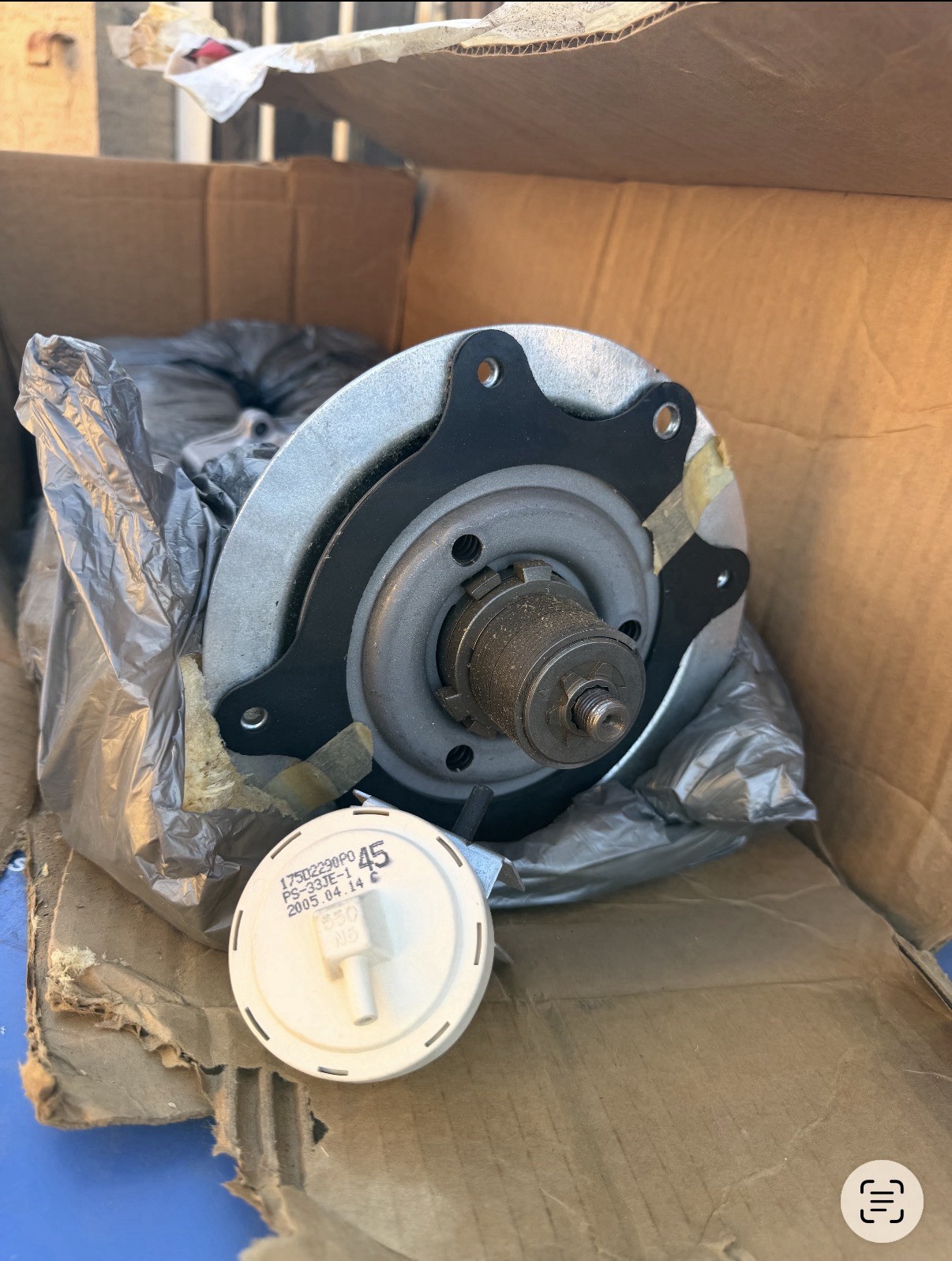 GE PS-33E-14 Washer Part Motor Assembly Gray/White MPN 175D2290P0 gallery