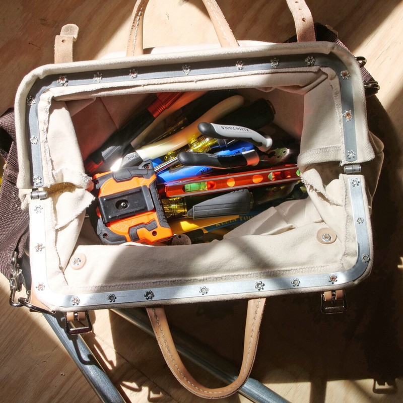 Klein Tools 5102-16SP Canvas Tool Bag, Deluxe, 16x6x14 In, 13 Pkt gallery