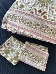 Boho Style Queen Comforter Set w/ 2 King Shams/Pillowcases Gold Purple Tapestry