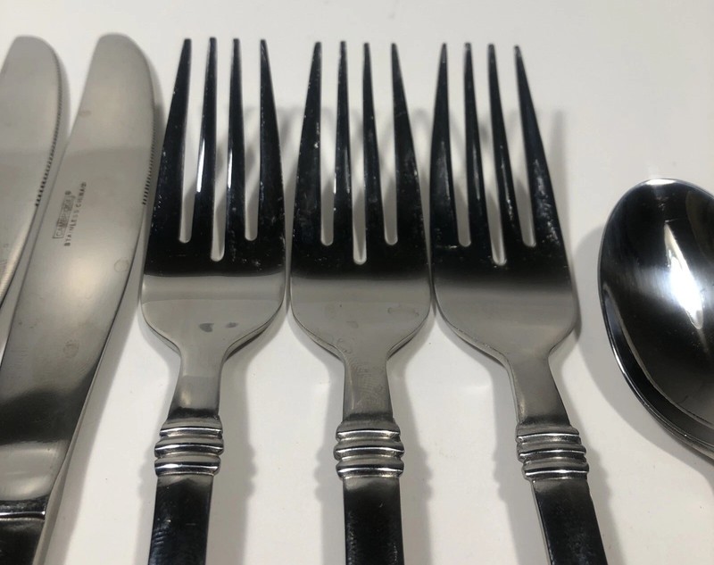 Cambridge Codie Stainless Flatware Spoon Fork Knife Lot 9 Misc Pieces (Z9) gallery