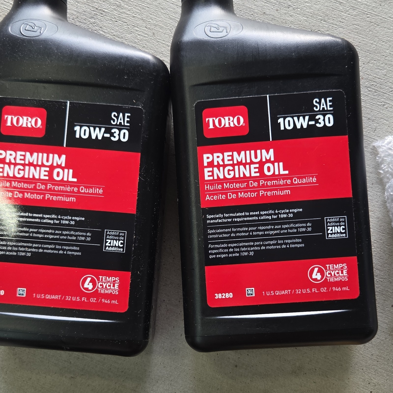 Toro Genuine OEM Maintenance Kit for 42In - 60in V-Twin 2P77F Engines gallery