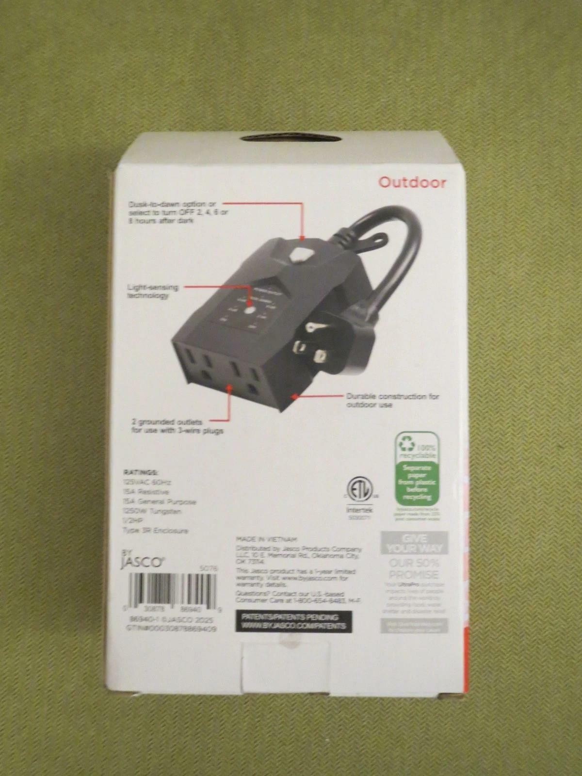 Ultra Pro Light-Sensing 2/4/6/8 Hours Countdown Timer by Jasco gallery