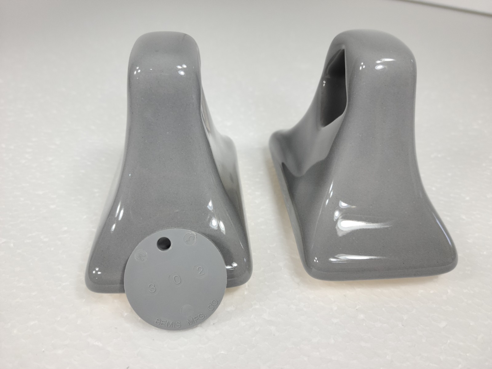 Suede Gray Ceramic Towel Bar Rod Rack Post Holders Brackets Daltile Color 0182 gallery