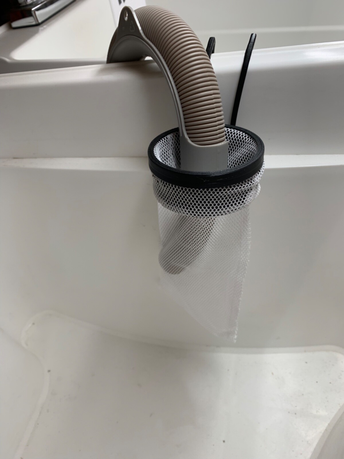 Lint Trap / Lint Filter For Washing Machine Discharge Hose reusable gallery