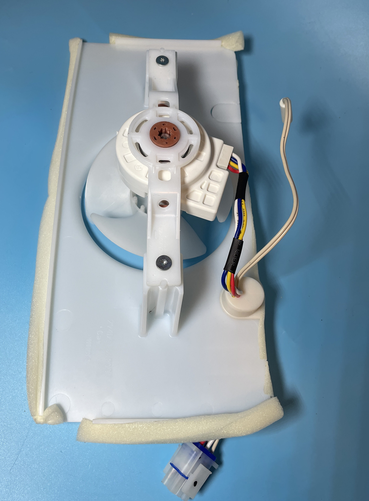 WR60X30370 Ge Refrigerator Evaporator Fan Motor Genuine OEM gallery