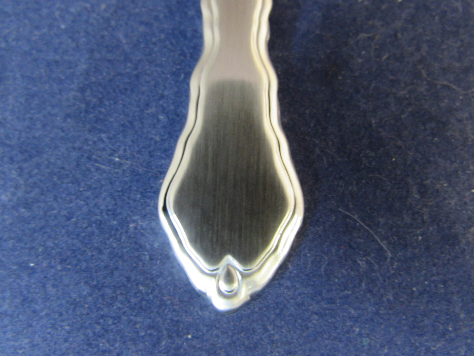 SET OF FOUR - Oneida Stainless Flatware SATINIQUE Teaspoons NEW gallery