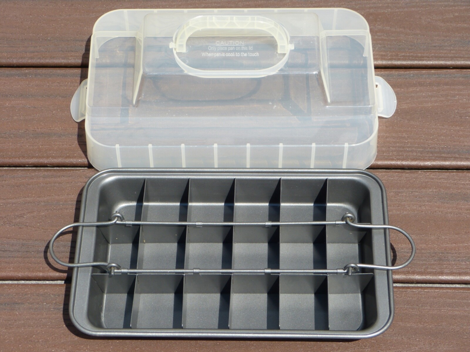 Four piece Brownie Tray with Divider, Snap-Down Plastic Lid, Removable Bottom gallery
