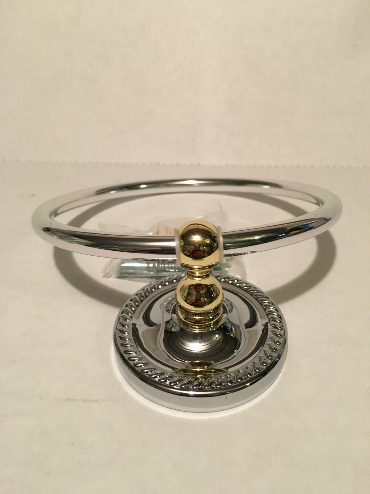 SILVER/GOLD - Towel Ring Hanger Holder, Home Kitchen Sink Bathroom Wall "NEW" gallery