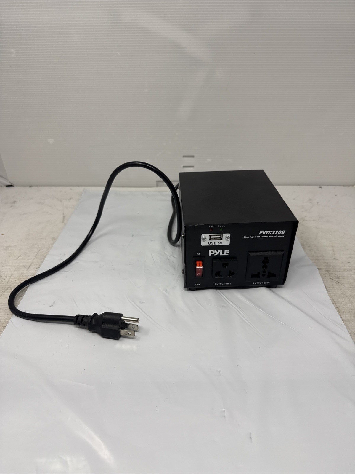Pyle Step Up & Down Voltage Converter Transformer w/ USB Charging Port PVTC320U gallery