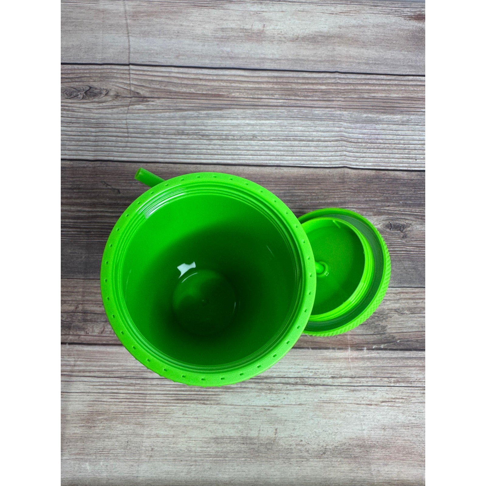 Bright Lime Green Starbucks Studded Tumbler with Straw 16oz Cold Cup New gallery