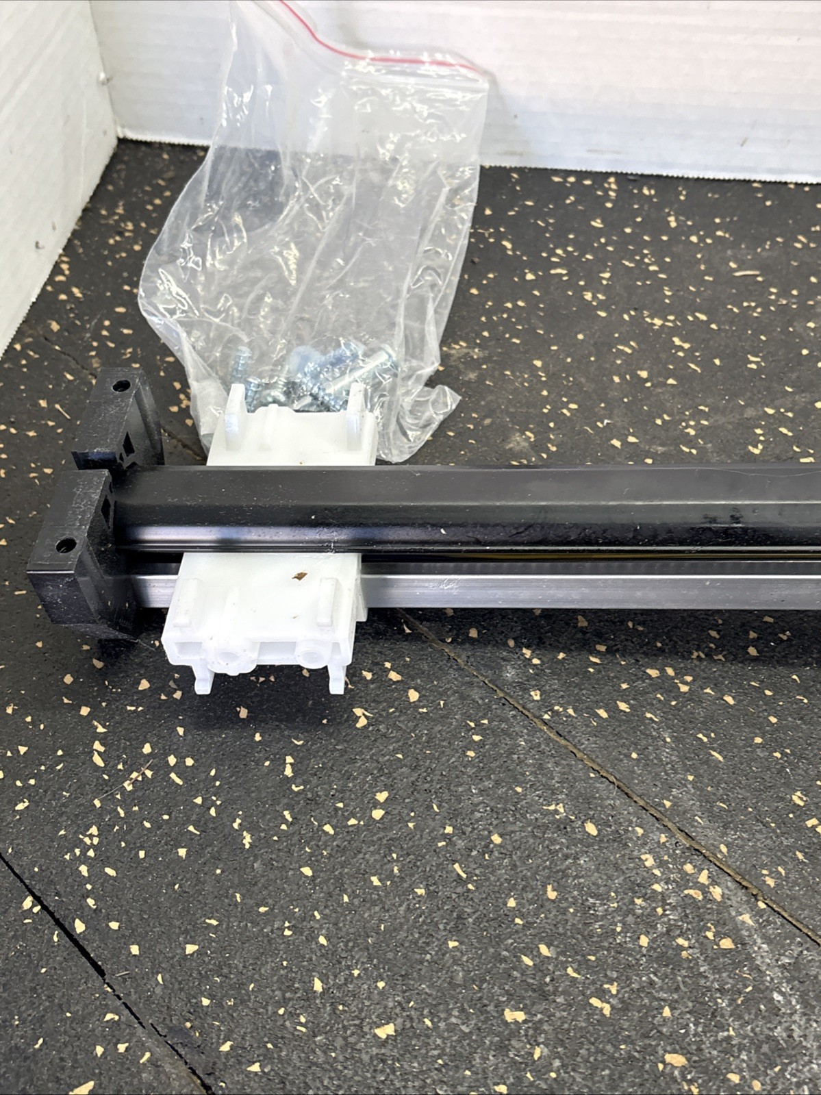 Limoss 450626 Motor Actuator Model MD141-27-L1-157-333 for Power Recliner Chairs gallery