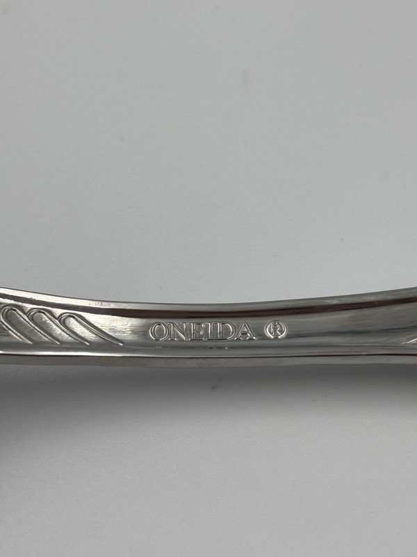 Oneida Camber Cresta Windswept Scroll Dinner Forks Set of 4 Stainless Steel New gallery