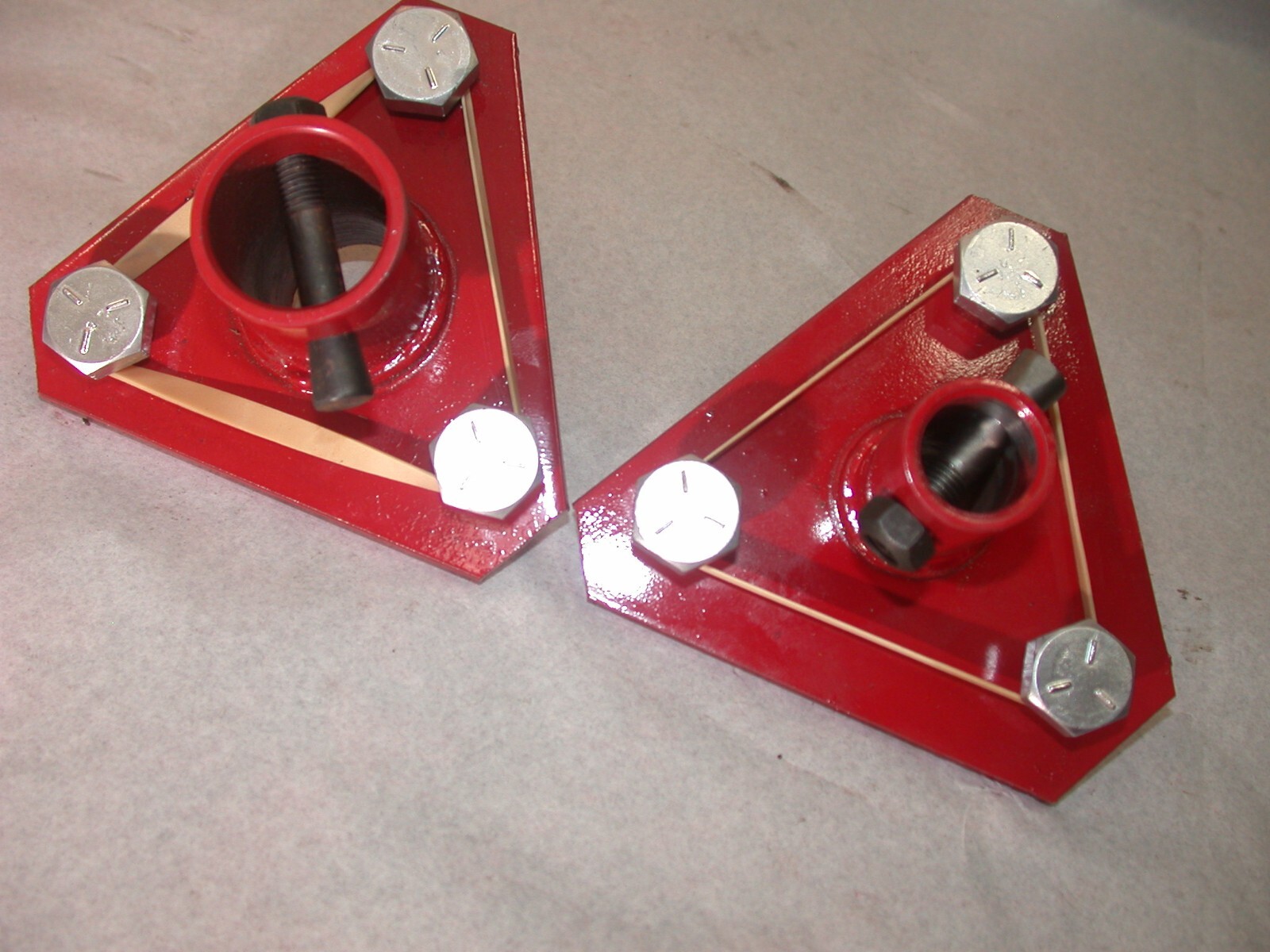 Snapper 7040433, 7040434, Rear Wheel Hubs . generic. new out of box. gallery