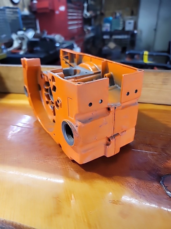 Olympic 261 Crankcase Assembly Both Halves New OEM Orange gallery