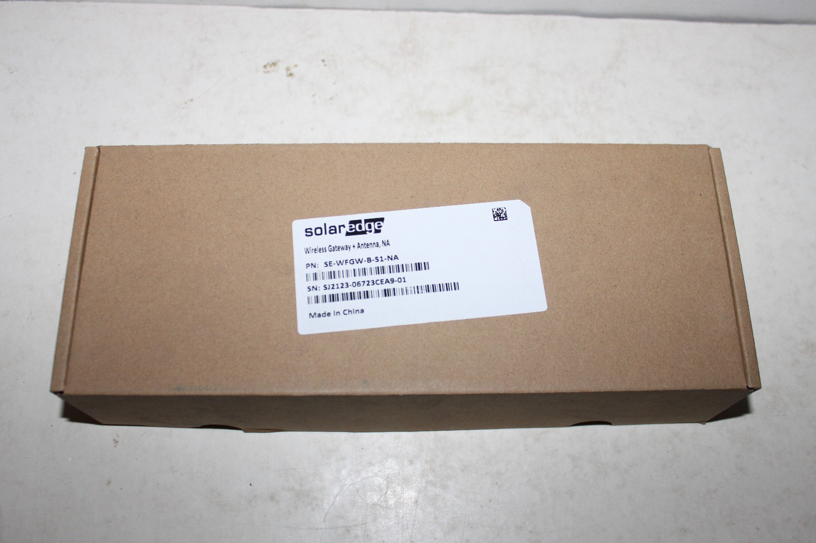 SolarEdge SE-WFGW-B-S1-NA Wireless Gateway & Antenna Kit - NEW IN BOX gallery