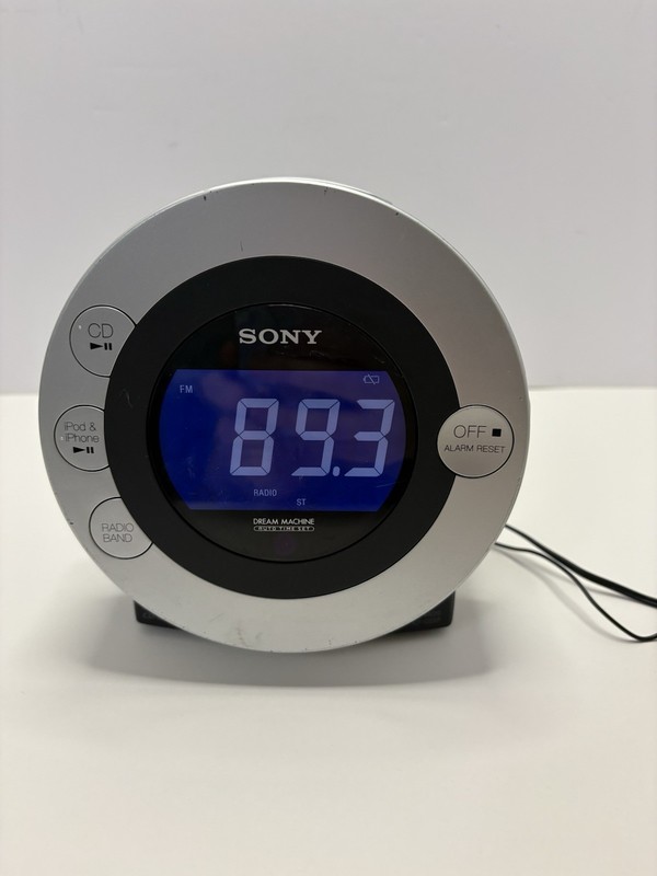Sony Dream Machine ICF-CD3iP FM/AM Clock Radio w/CD Player iPhone Dock TESTED gallery
