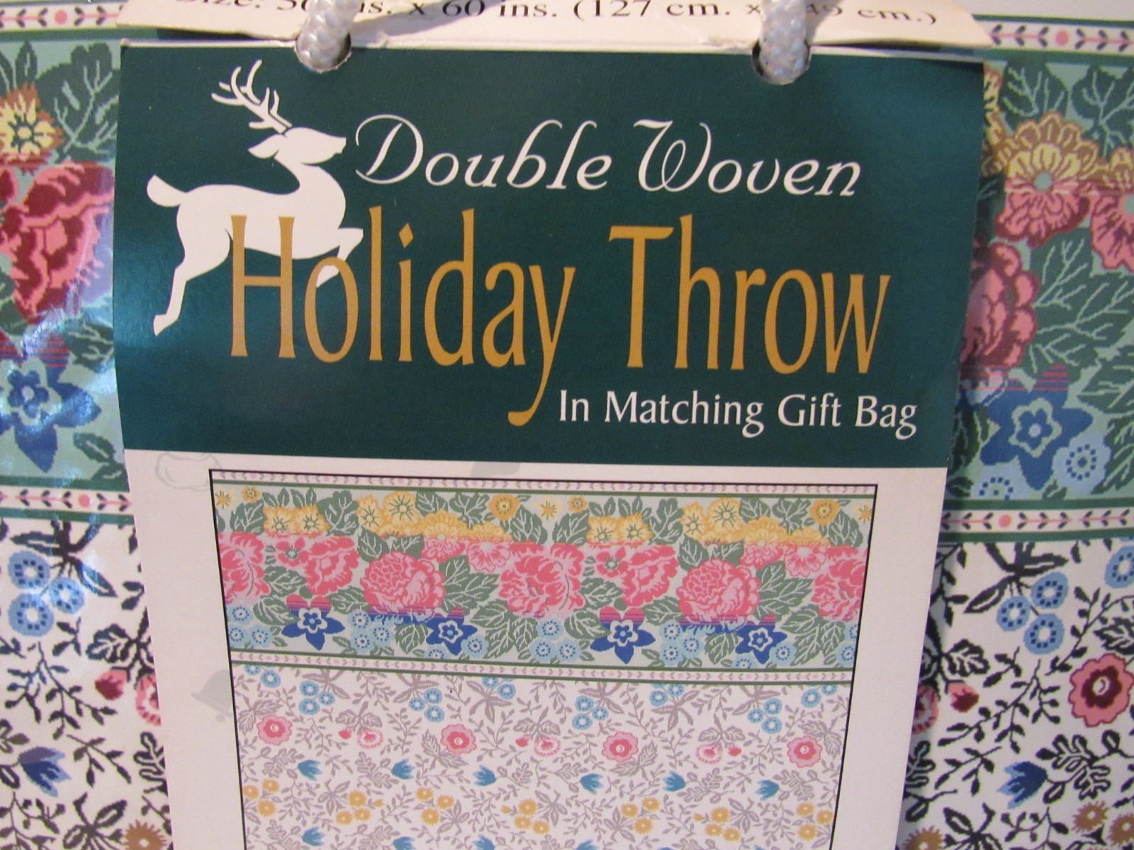 Mohawk Home Floral "Natalie" Double Woven 50 x 60-inch Throw Blanket *New gallery