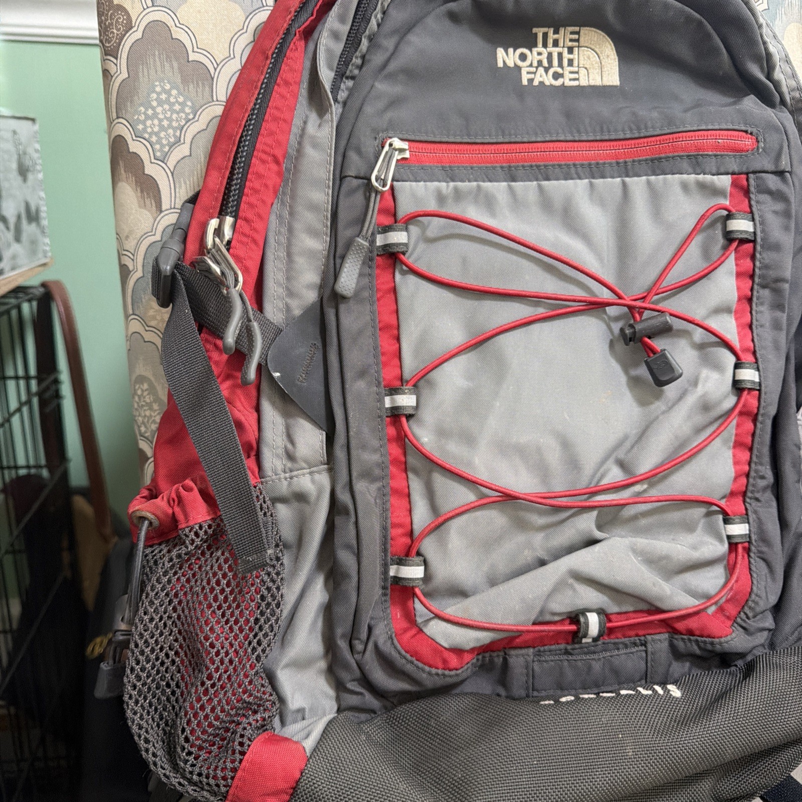 North Face Borealis Backpack Grey Red Preowned 2