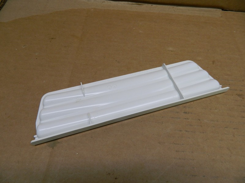 Kenmore Refrigerator Overflow Grille Part # 2206670W gallery