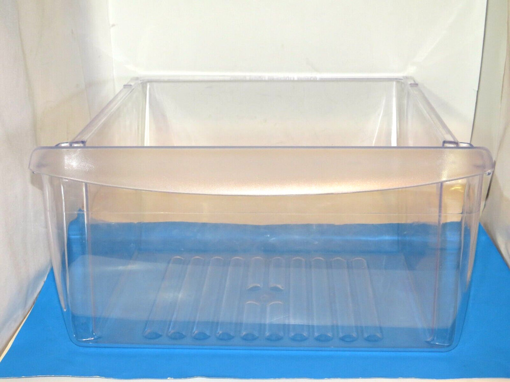 Frigidaire Refrigerator: Lower Crisper Drawer (240351203 / 240351207) (P6748)