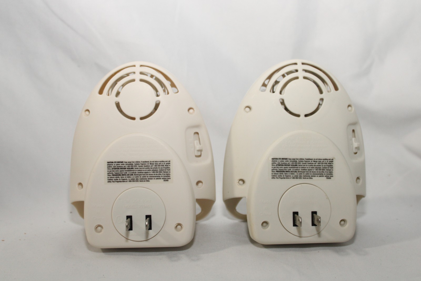 Glade Plugins Scented Impressions Tested Lot of 2 Cream Color gallery