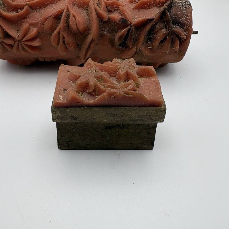 Patterned Paint Roller Wood-Mounted Stamp Pair Floral Design Vintage Home DIY gallery