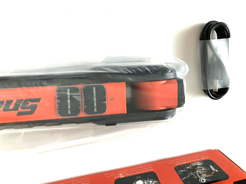 NEW Snap-on™ ECARD062 Rechargeable Dual Sided Flex Light up to 800 Lumens gallery