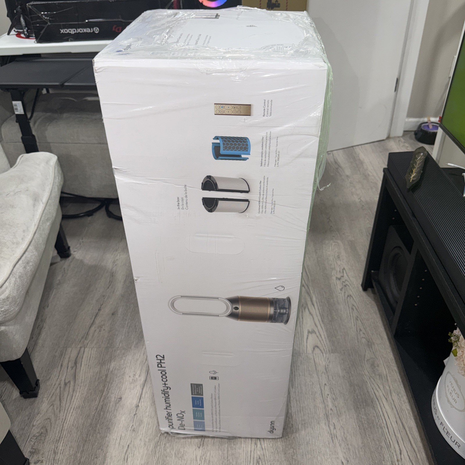 Dyson - Purifier Humidify+Cool PH2 De-NOx​ - White/Gold (NEW SEALED) gallery