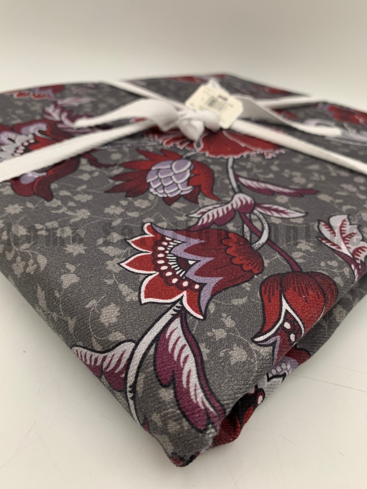 Williams Sonoma Nouveau Floral Tablecloth Gray 70" x 90" #J1129 gallery