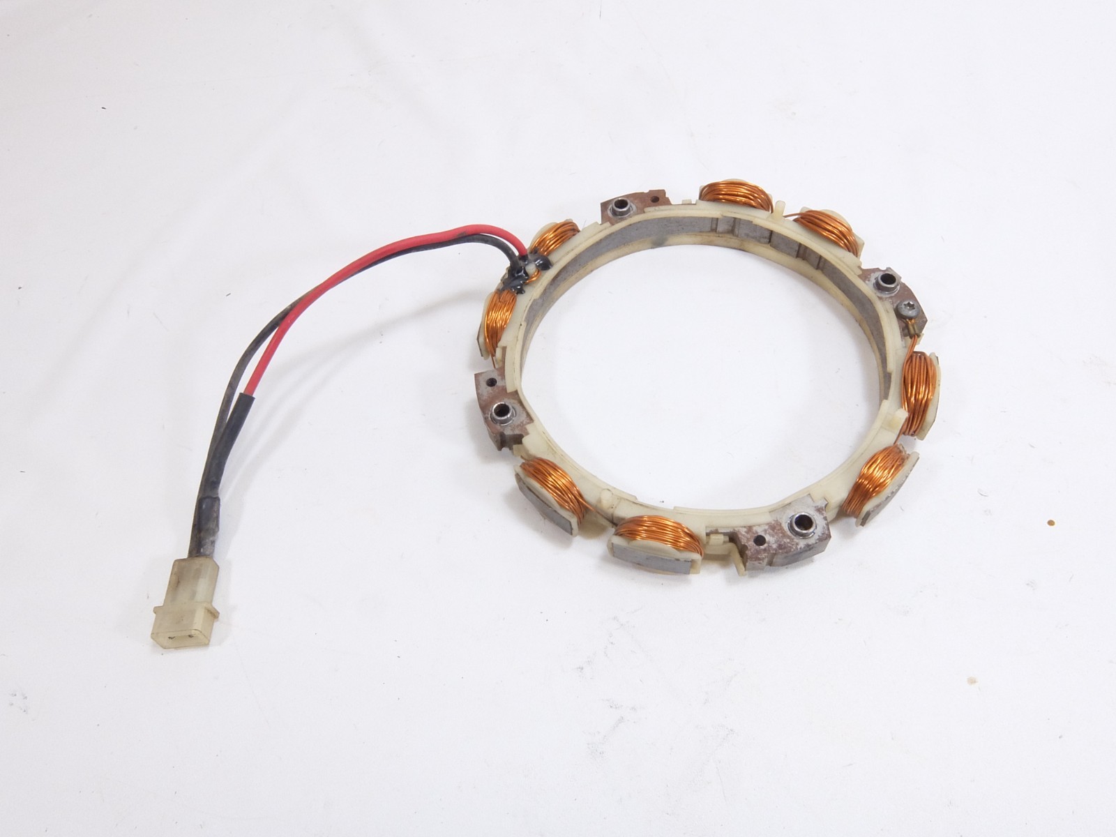 Used OEM Briggs and Stratton 696459 Alternator Stator fits 311777 on Yard-man gallery