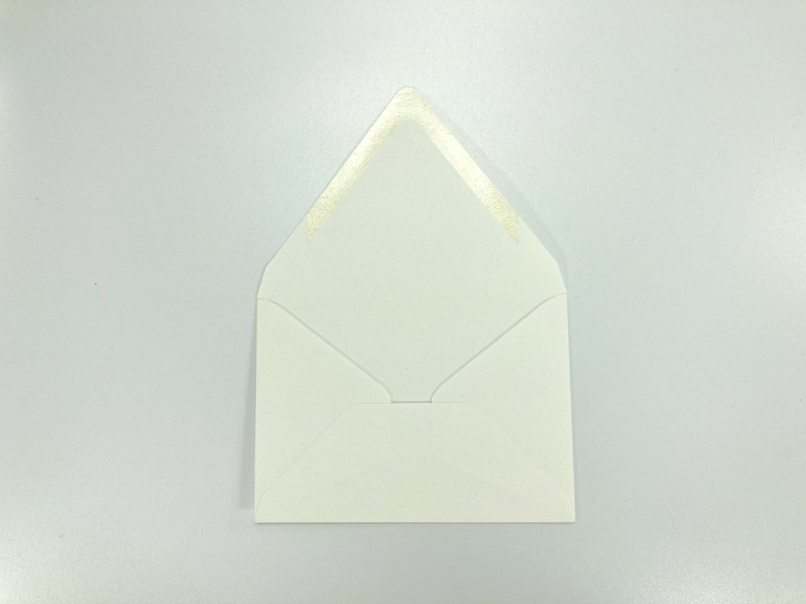 A1 White Recycled Envelopes Contour Euro Flap Case of 25, 50, 250, or 1000 gallery