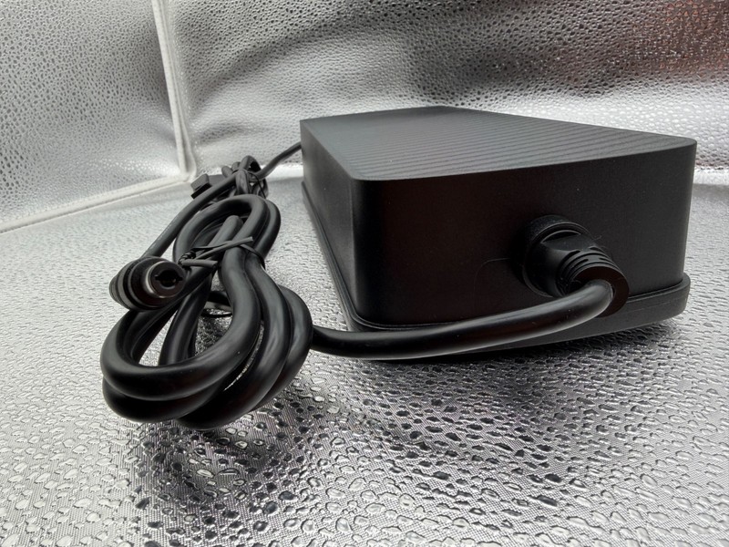AIPER SEAGULL PRO CORDLESS ROBOTIC POOL CLEANER OEM CHARGER - [GC330-2940900] gallery