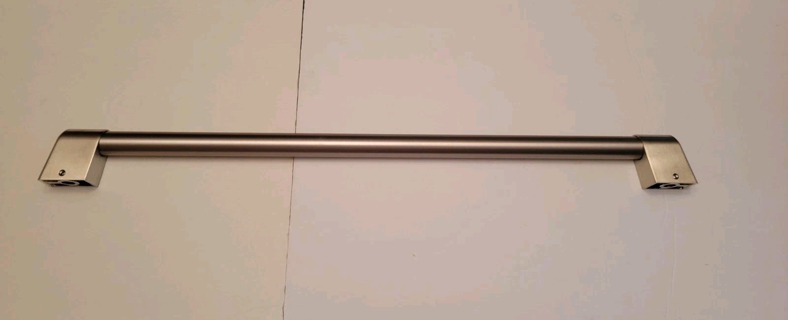 Cafe Signature GE Range Brushed Stainless Steel Handle (191D9854G004) - 30" 1/8" gallery