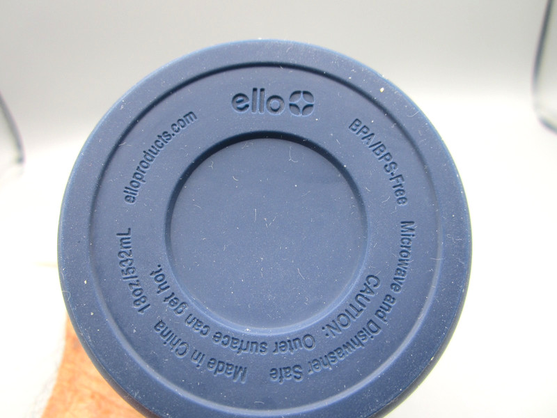 Ello, White Etched Herringbone Pattern Blue Rubber Bottom Blue Lid 18 oz (361) gallery