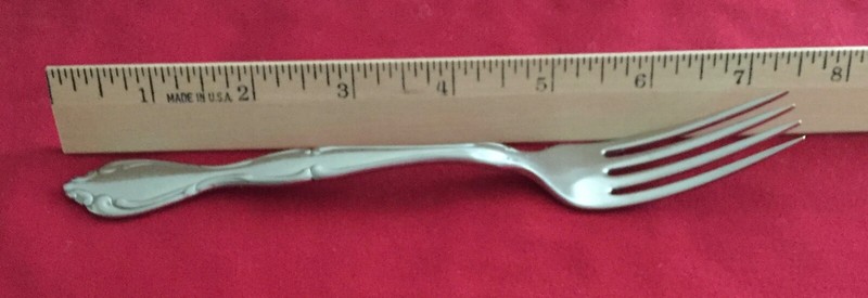 Oneida Community CANTATA Dinner Fork 7 1/4" Stainless Steel Flatware gallery