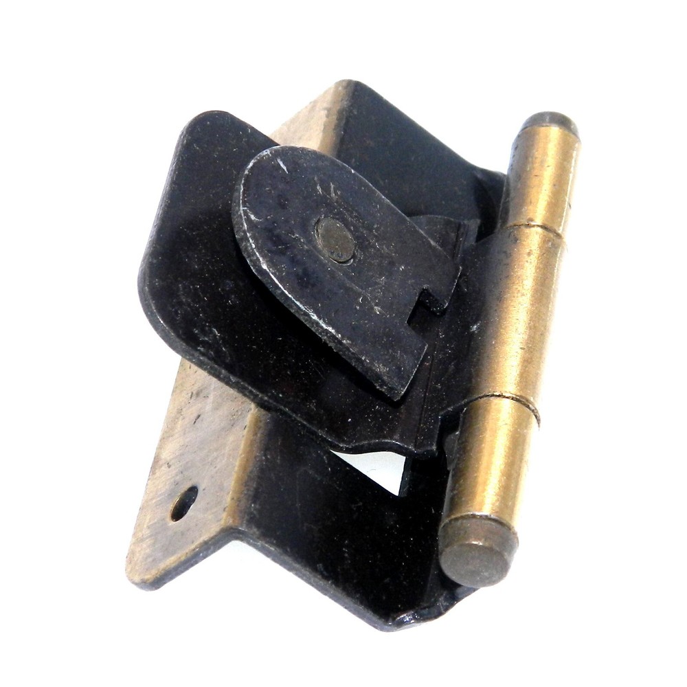 Single Demountable 1/4" Reverse Bevel Cabinet Hinge Antique English CM7724-AE