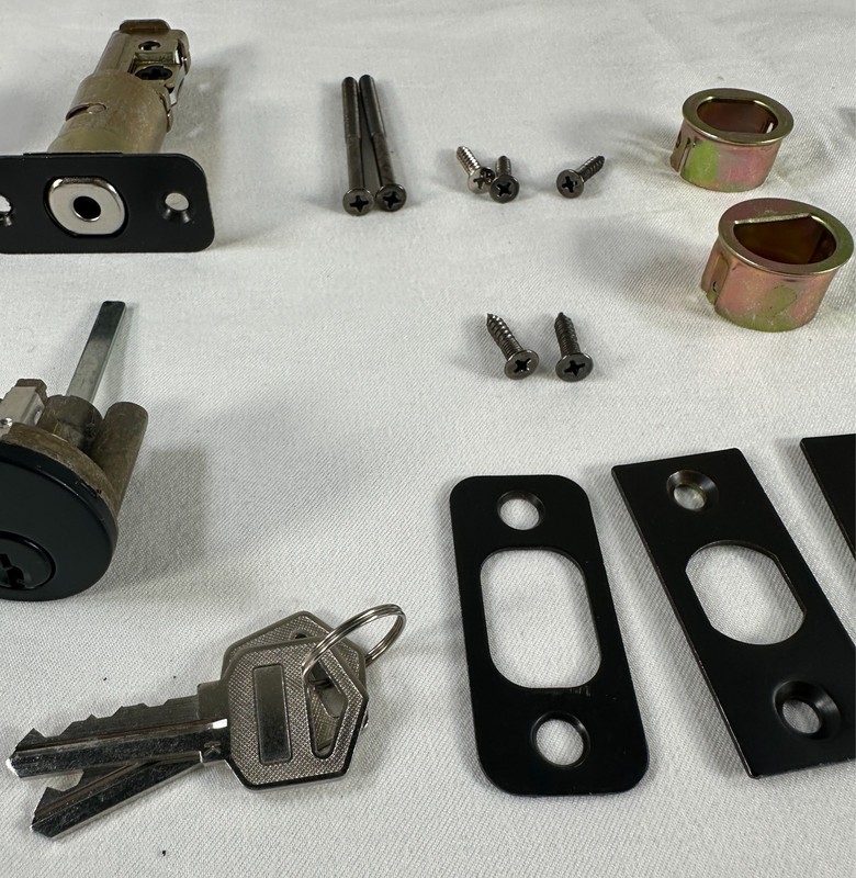 AmazonBasics Single Cylinder Deadbolt Grade-3 Security Door Lock Missing Parts gallery