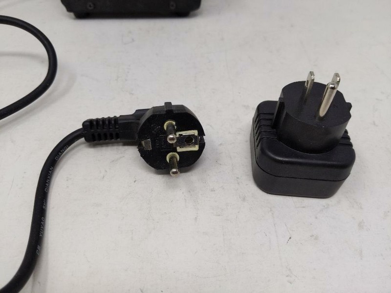 AED International Step Up & Down Transformer VC-100 - 110-240V gallery