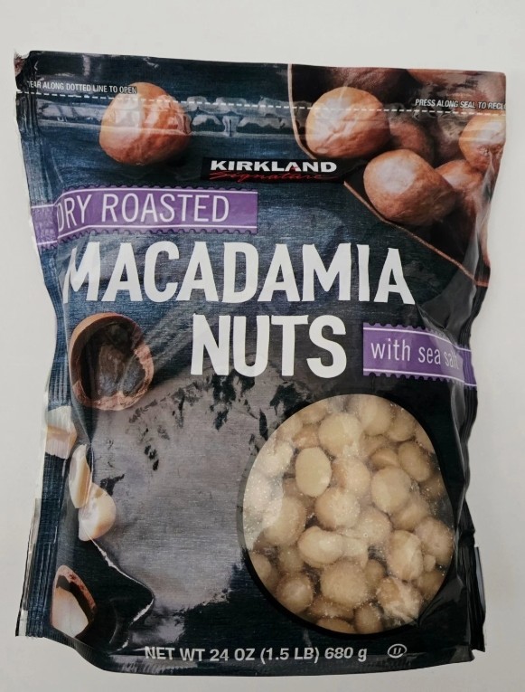 Kirkland Signature Dry Roasted Macadamia Nuts Sea Salt 24oz Bags gallery