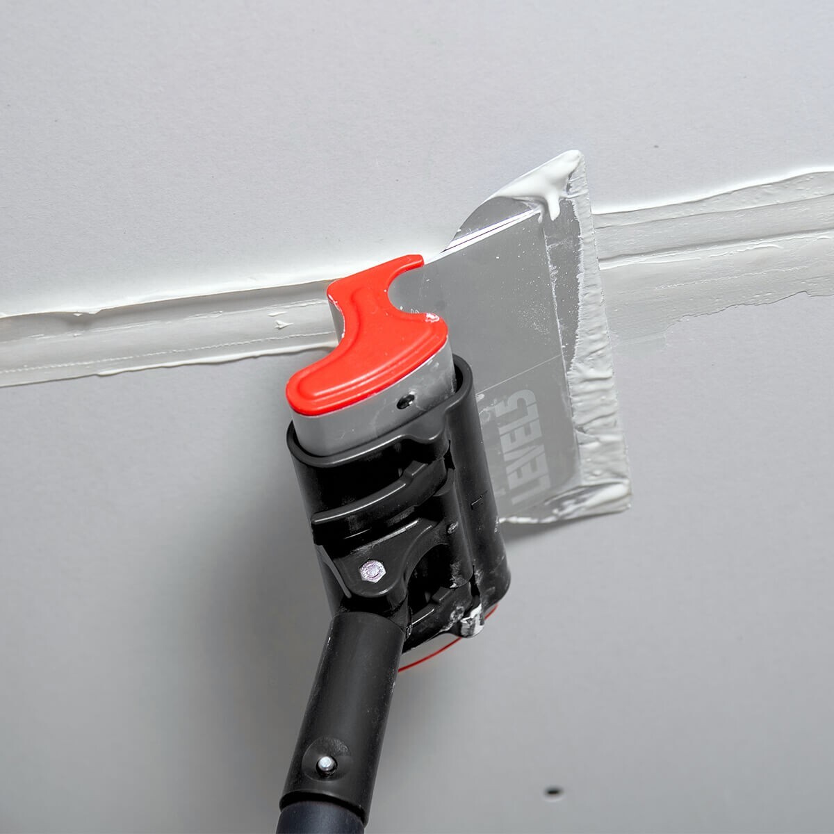 LEVEL5 Drywall 24" Skimming Blade Combo with 38.5"-63" Ext. Handle | 5-425 gallery